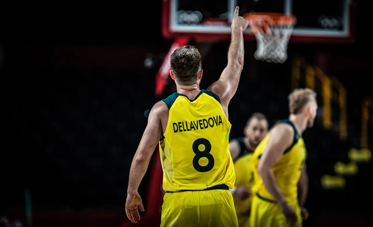 Matthew Dellavedova locked in to Melbourne United