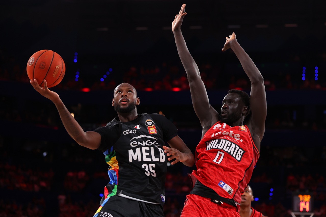 Doyle signs with Napoli for final stretch of Serie A season