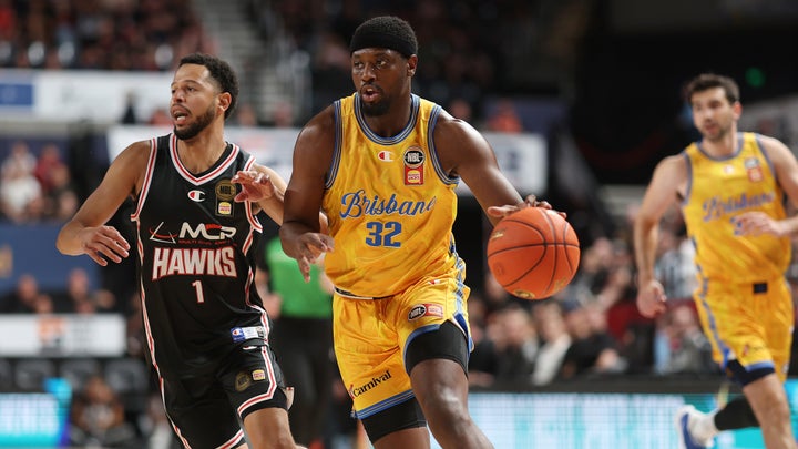 Bullets overrun late by the Hawks