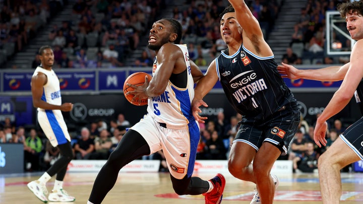 Spectacular Bullets win shootout in Melbourne