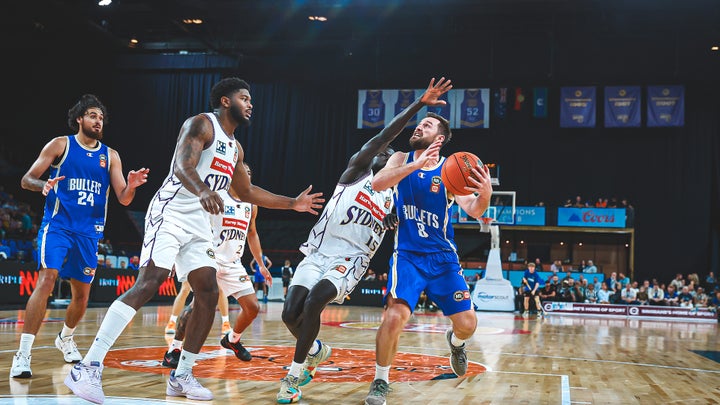 Bullets score last 16 points against Kings