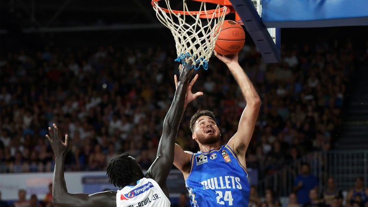 Bullets fall to United in front of record crowd