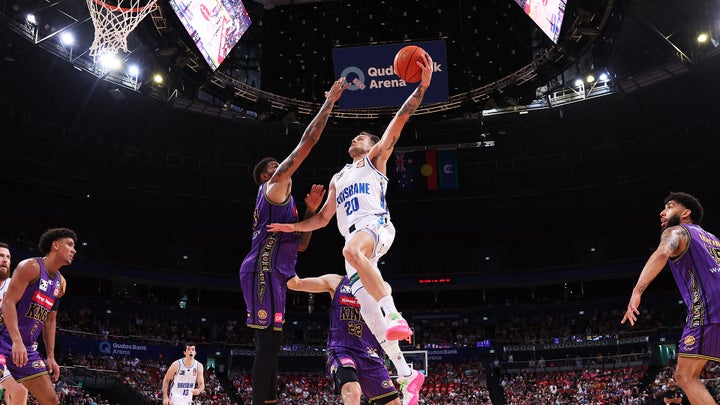 Bullets break Sydney drought to move into sixth