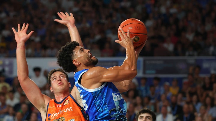Dramatic finish as Bullets fall in final moment against Taipans