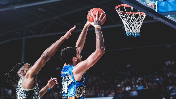 Bullets keep winning on back of strong team showing