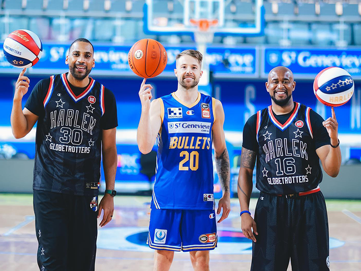 Win Bench Seats at the Harlem Globetrotters