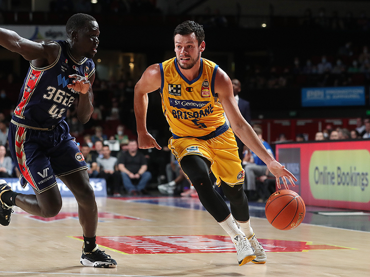 Bullets fire down the stretch in win over 36ers