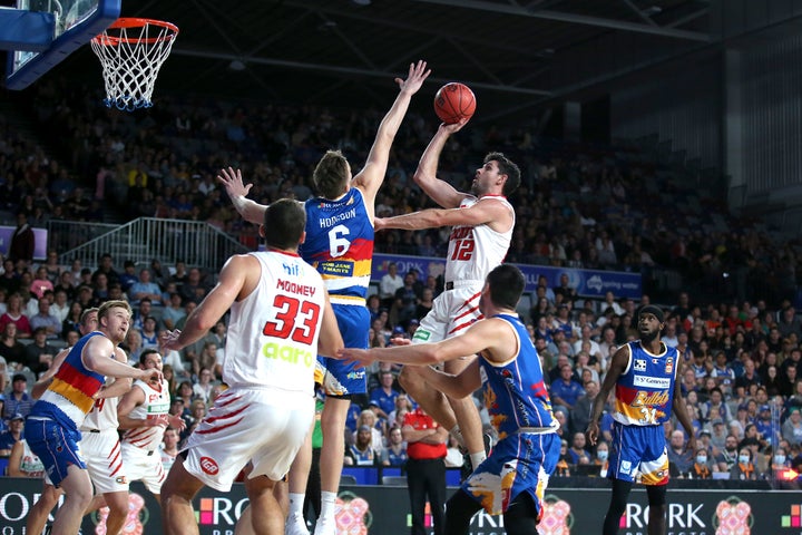 R19 Preview: Brisbane Bullets vs Perth Wildcats