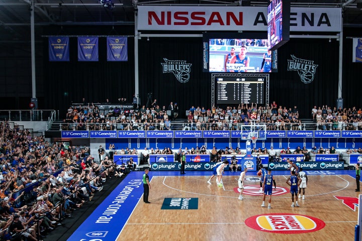 Hollywood Hits Brisbane Bullets