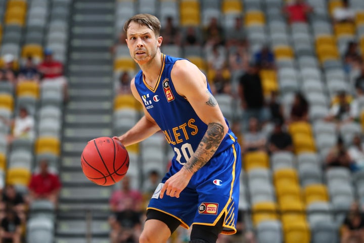 Bullets Take Down Phoenix in Thriller