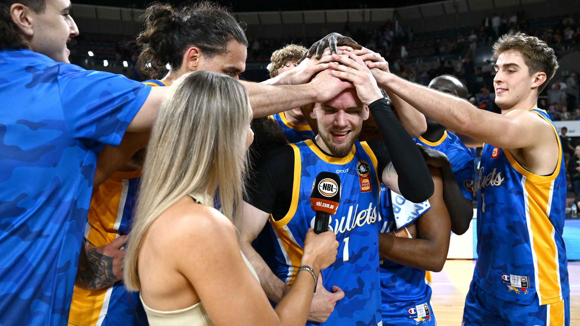 Recap | Bullets fire with roof open at Pat Rafter