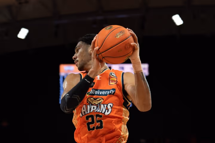Full of heart Taipans beat Phoenix at home