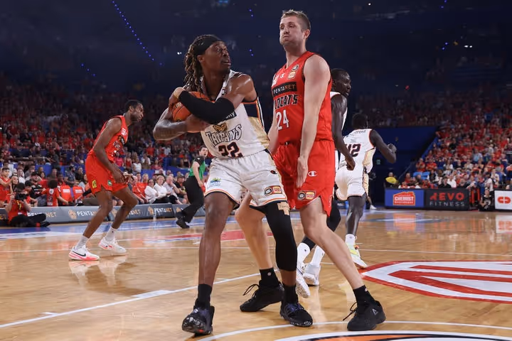 Taipans fall short of Wildcats in Perth