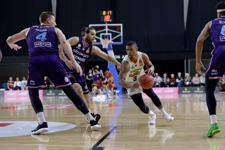 Taipans finish full of fight in Rotorua