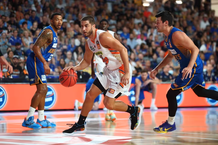 Snake Eyes – Taipans vs Bullets