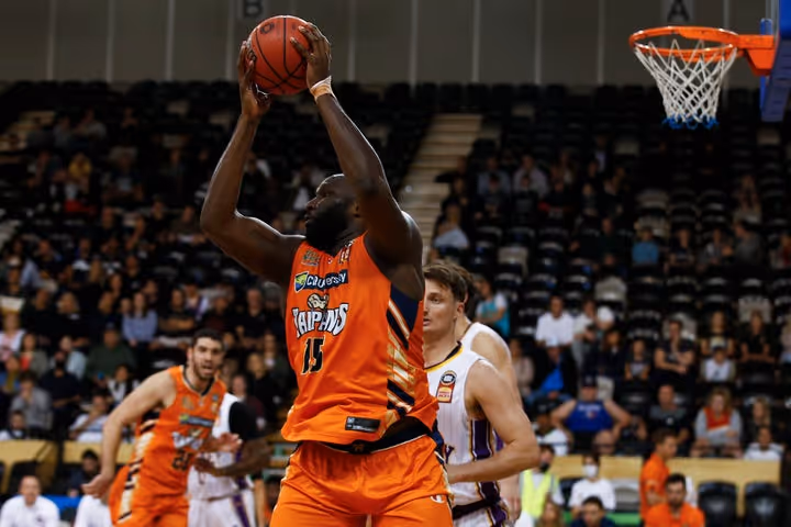 Nate, Fab inspire Snakes win over Kings