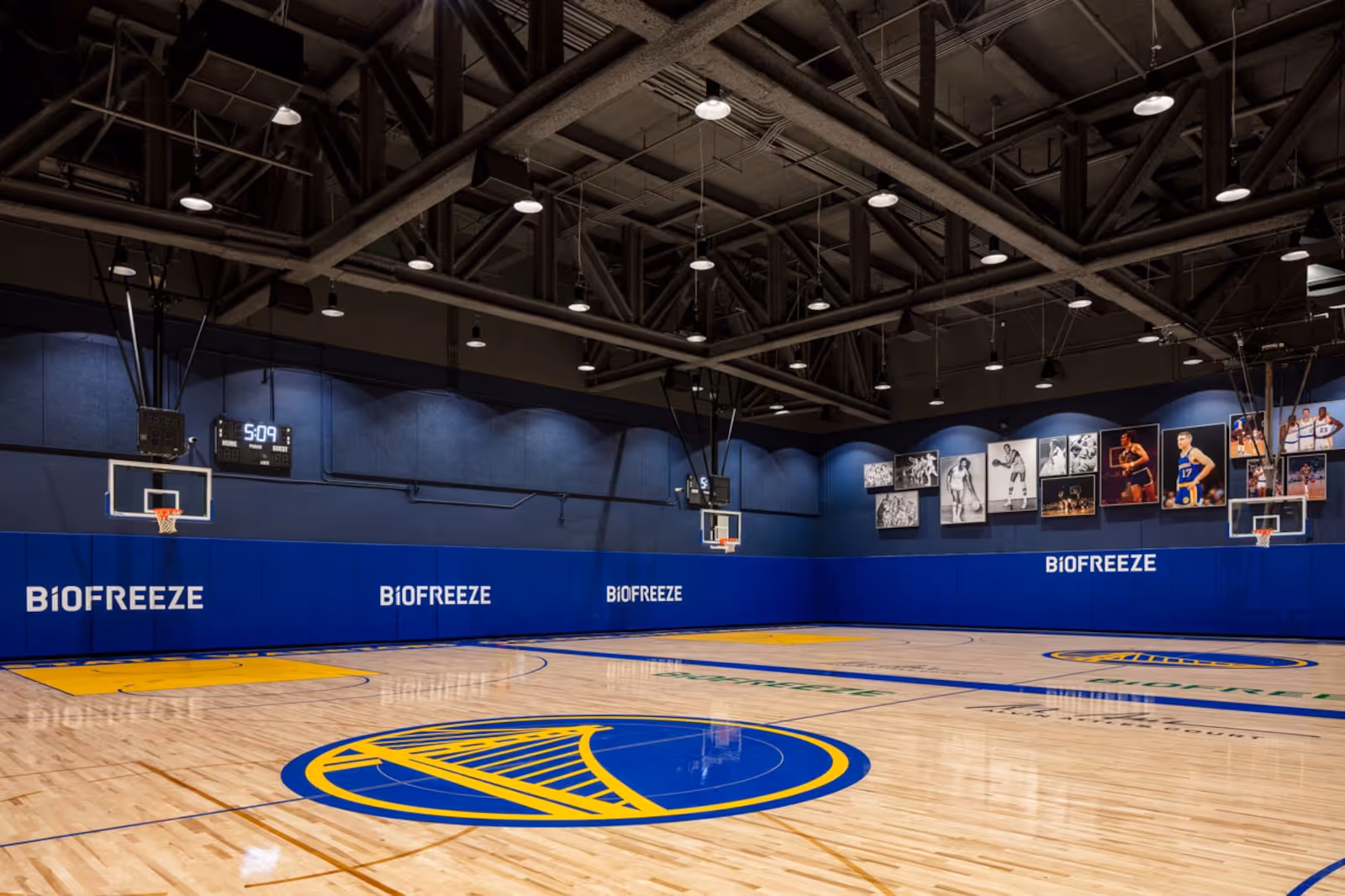 Golden State Warriors 4