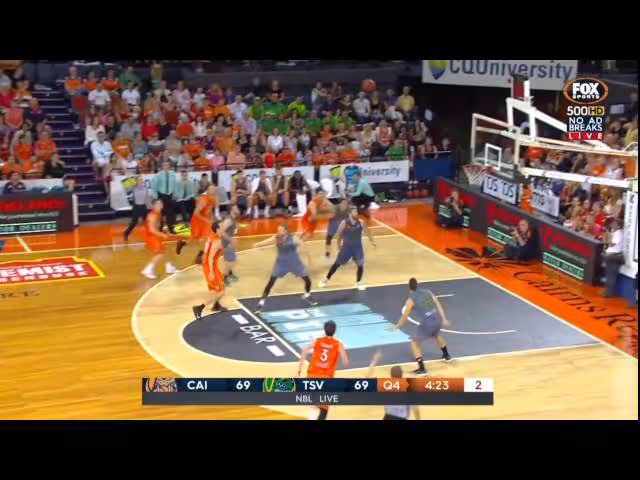 2016 Taipans Awards: Shaun Bruce wins Coaches' Award