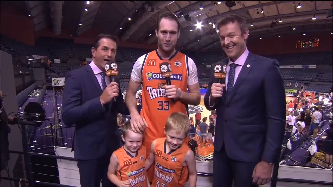 Mark Worthington announces his retirement live on FOX SPORTS