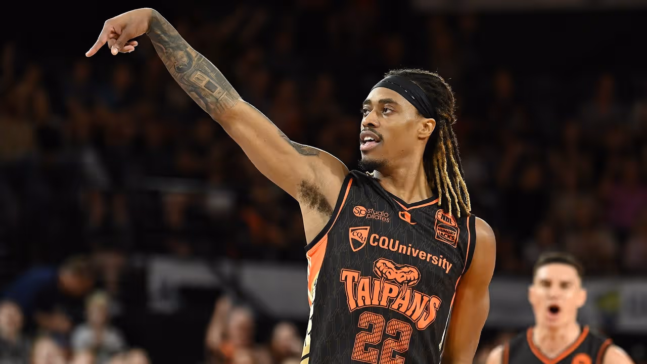 Tahjere McCall highlights - 42 points (Round 21, 2021/2022)