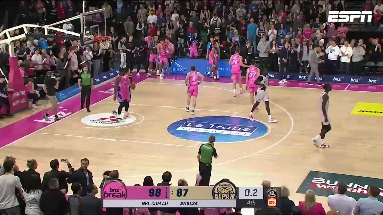 New Zealand Breakers vs. Cairns Taipans - Game Highlights