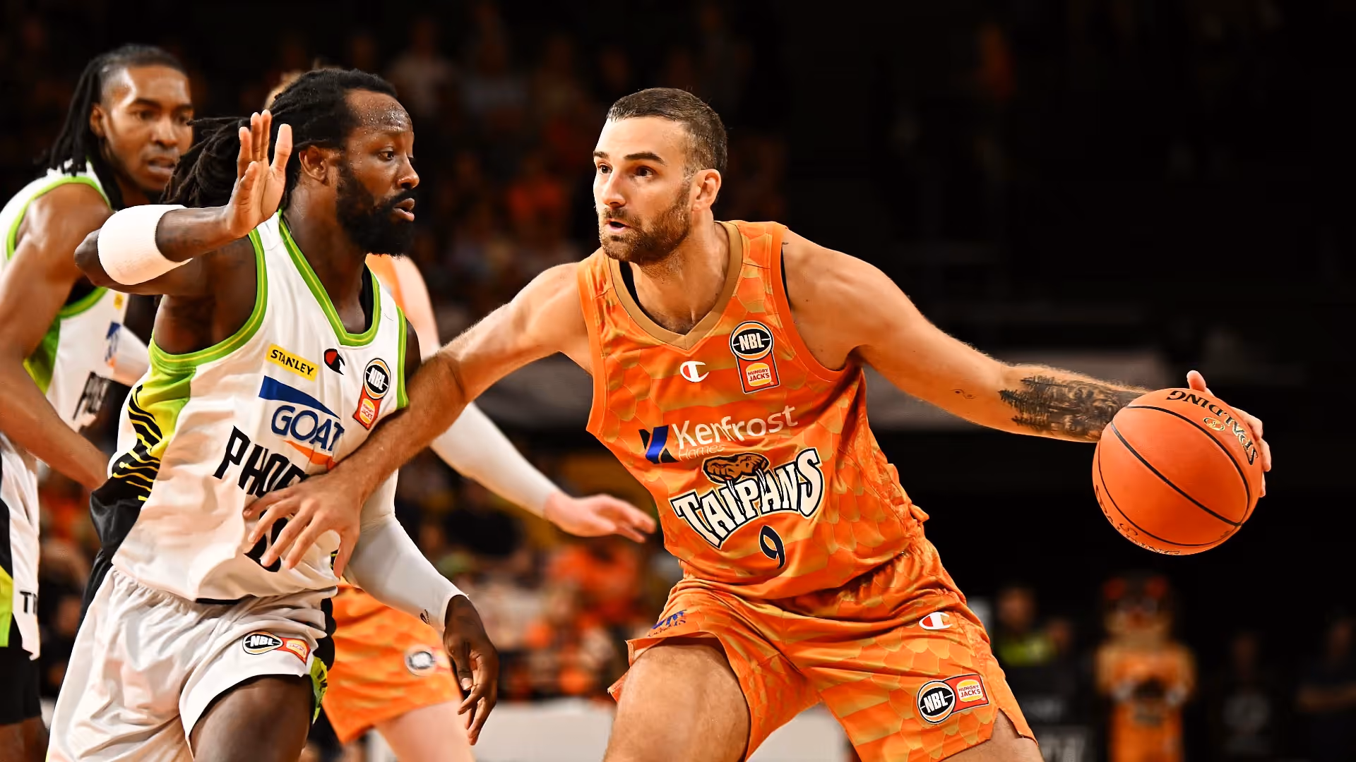 McVeigh, Waardenburg Rise on New Year’s Eve Stage despite Taipans Loss