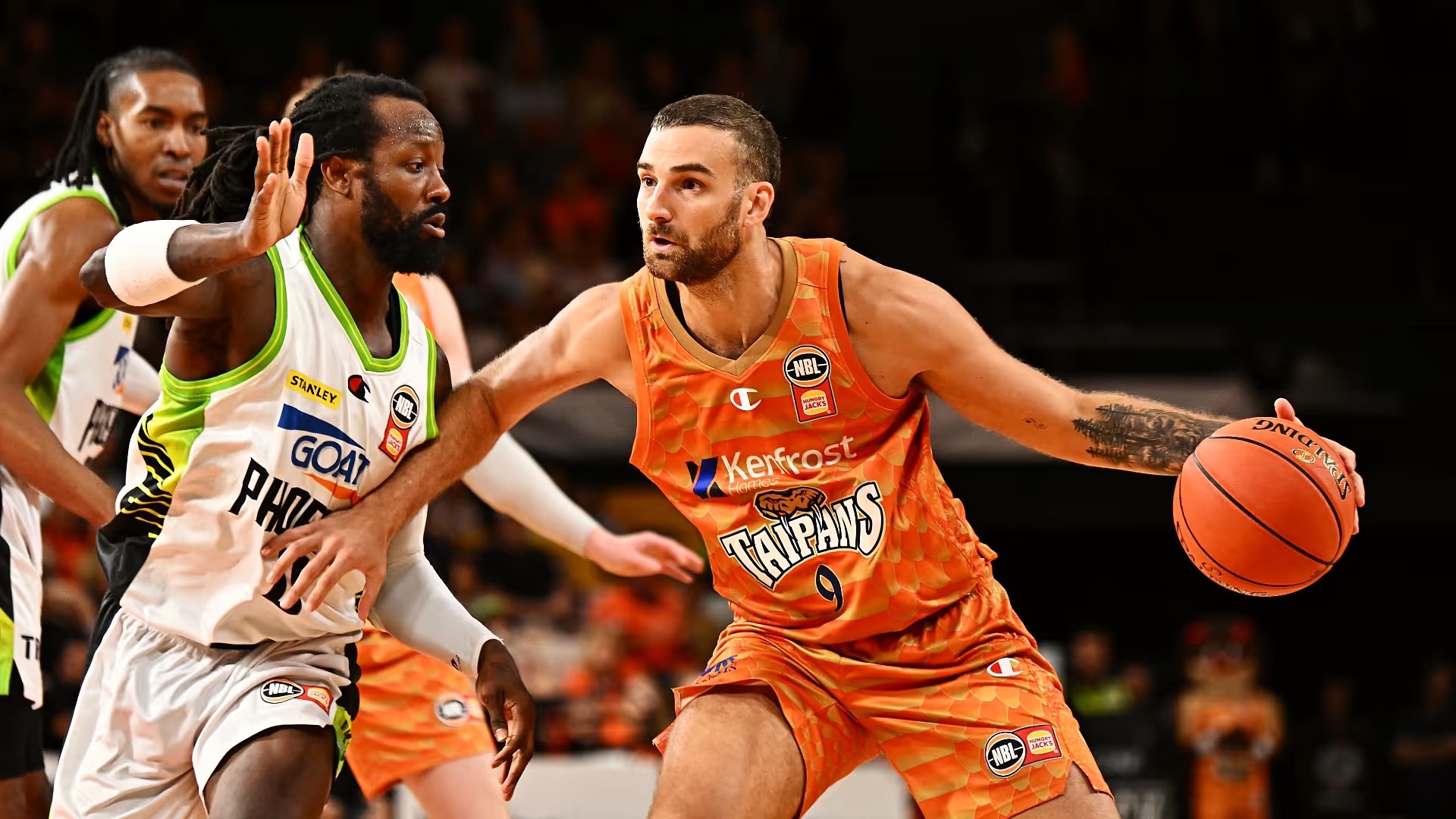 McVeigh, Waardenburg Rise on New Year’s Eve Stage despite Taipans Loss