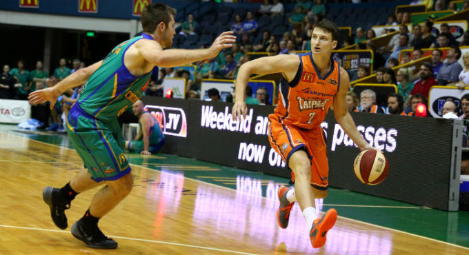 Snakes re-sign Bruce for 2014/15