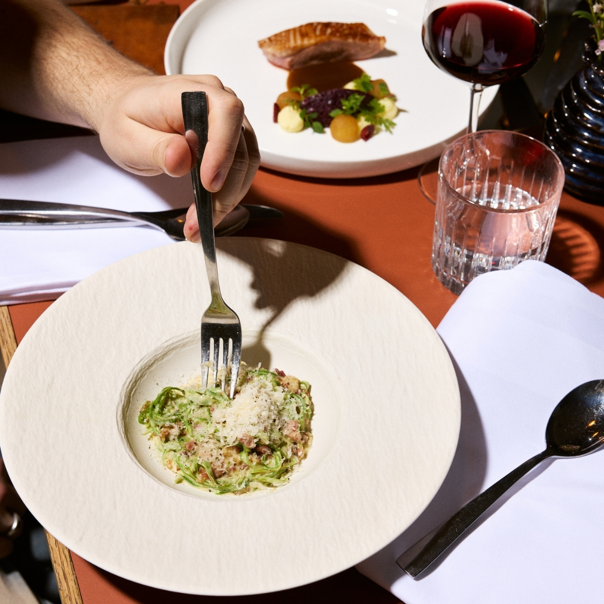 modern angerichtetes Tellergericht