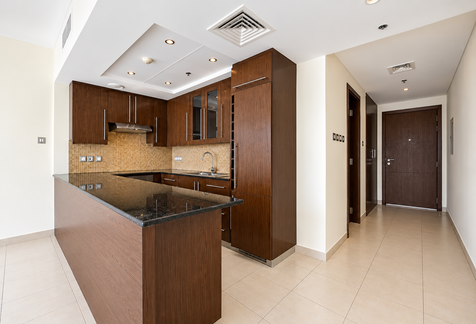 Kitchen before renovation