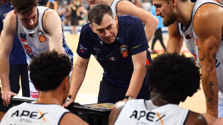 Wells laments inability to close out game against Melbourne