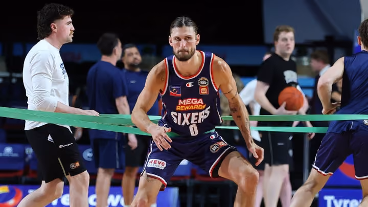 Sixer Kenyon keen for test against former side