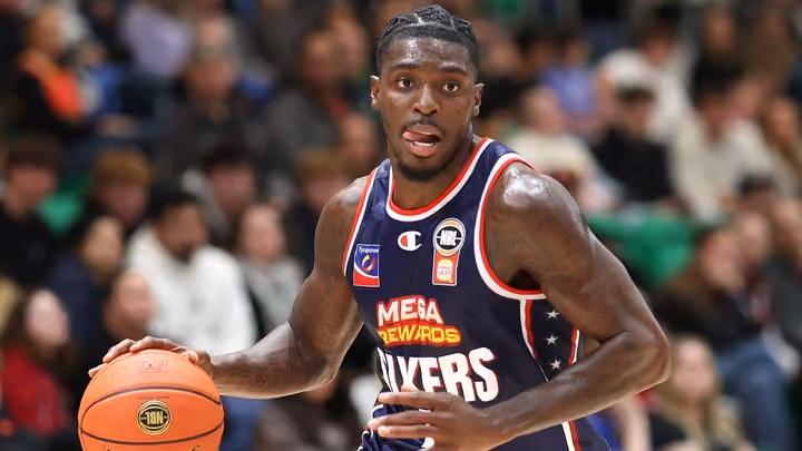 Match report: Undermanned Sixers Blitz Hawks