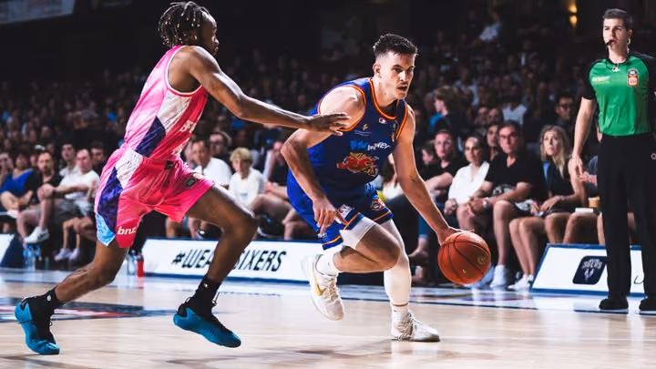 Sixers to sizzle on Network 10 across NBL25