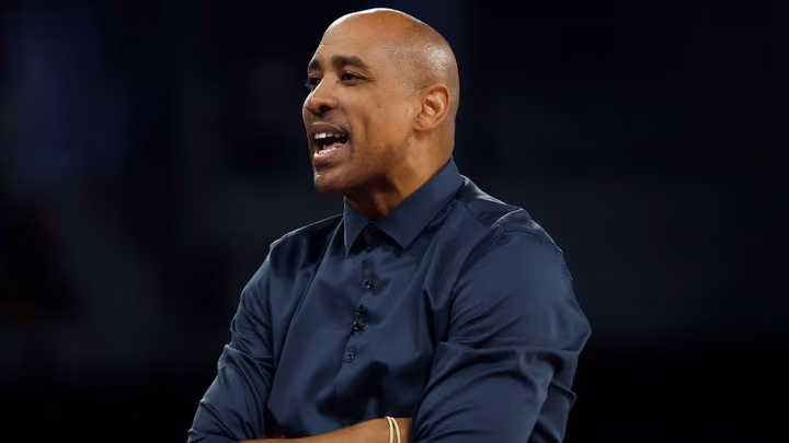 Rebounding the issue in United loss: Bruton