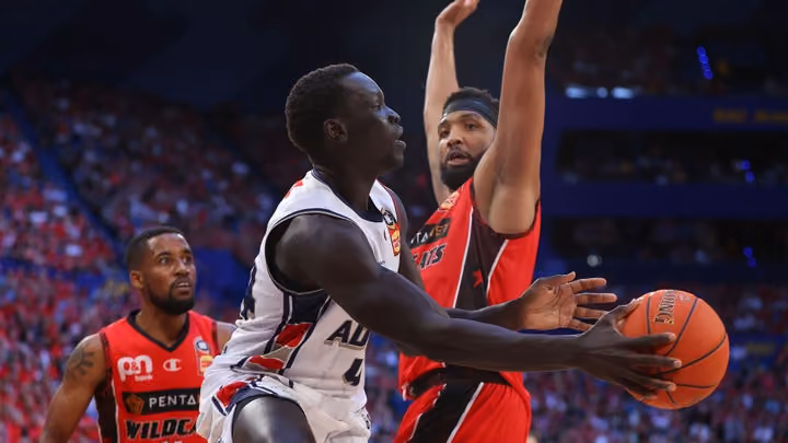 Wildcats’ three-point blitz stops 36ers