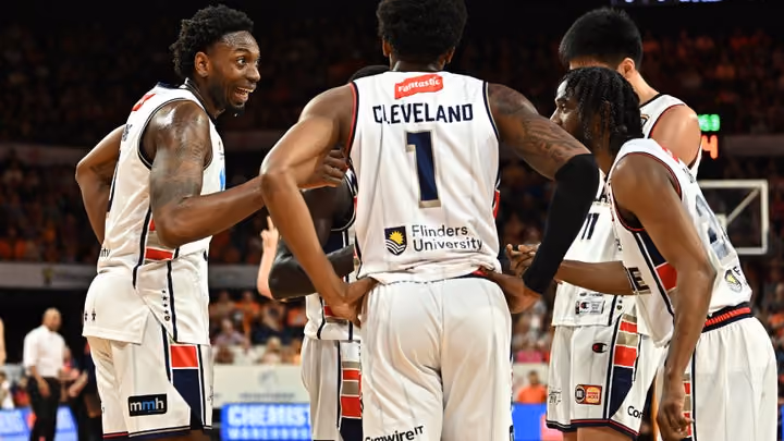 'We need to find ways to finish games the right way': Clark