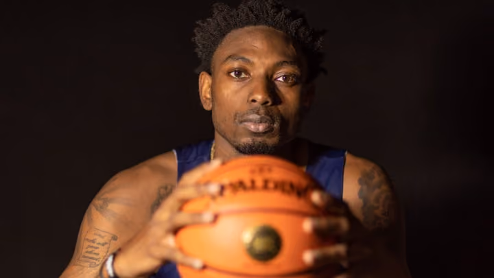 36ers go back to the future in title quest