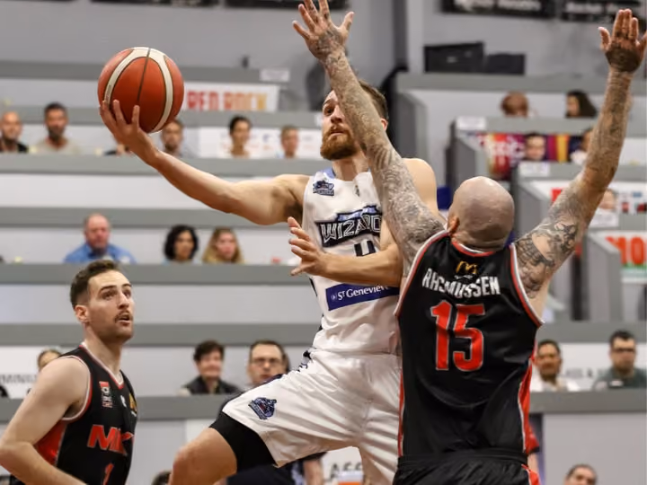 Drmic leads Wizards to semi-finals