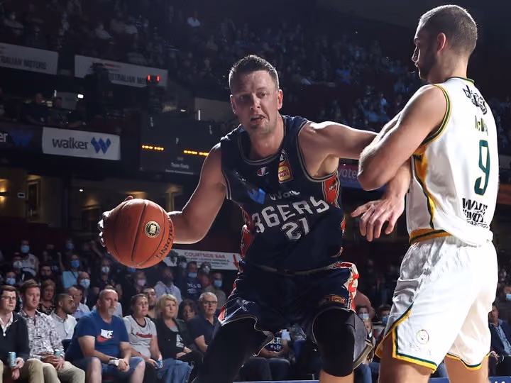 DJ says 36ers in title mix
