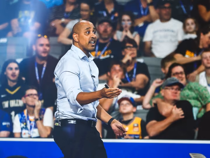 Brisbane Bullets vs Adelaide 36ers | CJ Bruton & Daniel Johnson