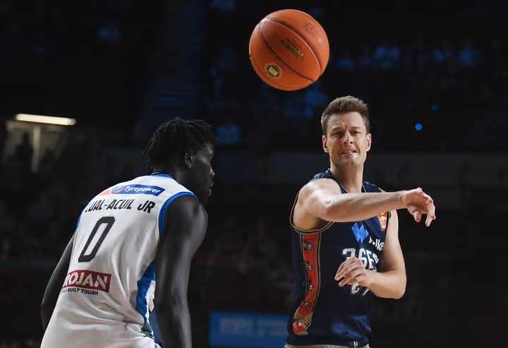 Hannahs the hero as Sixers beat United in OT
