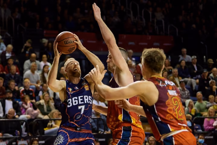 36ers go down to Hawks in the 'Gong