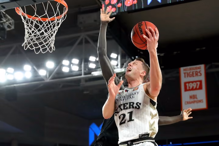 Sixers quickly turn focus to trip to Tasmania