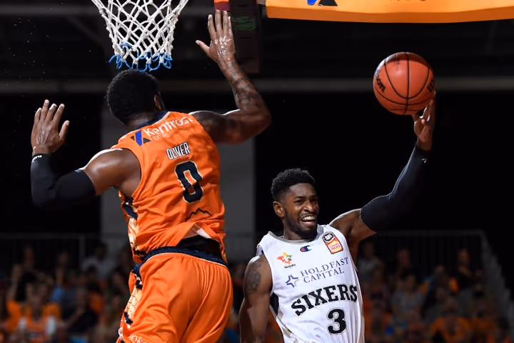 Round 12 Preview v Illawarra Hawks