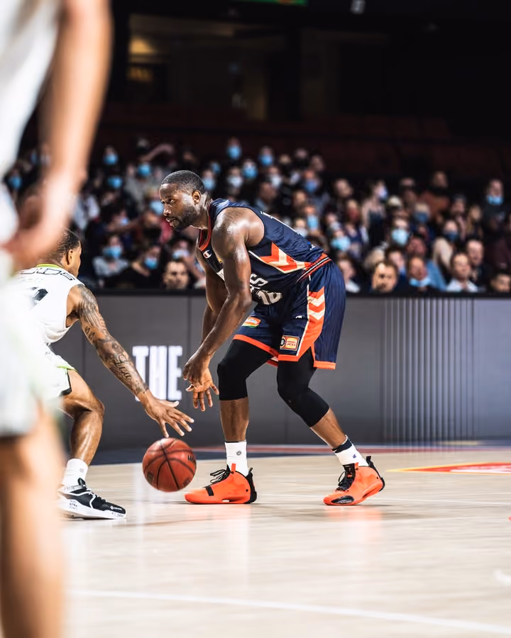 Adelaide 36ers grant Donald Sloan release