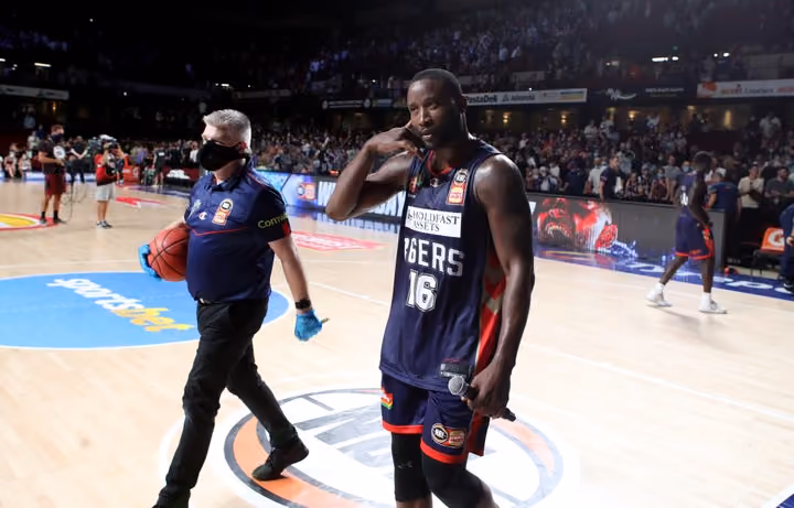 Sloan wants to enjoy basketball again after tough 2020