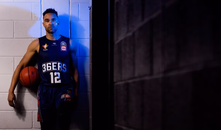 Henry backs three-man leadership group as captains