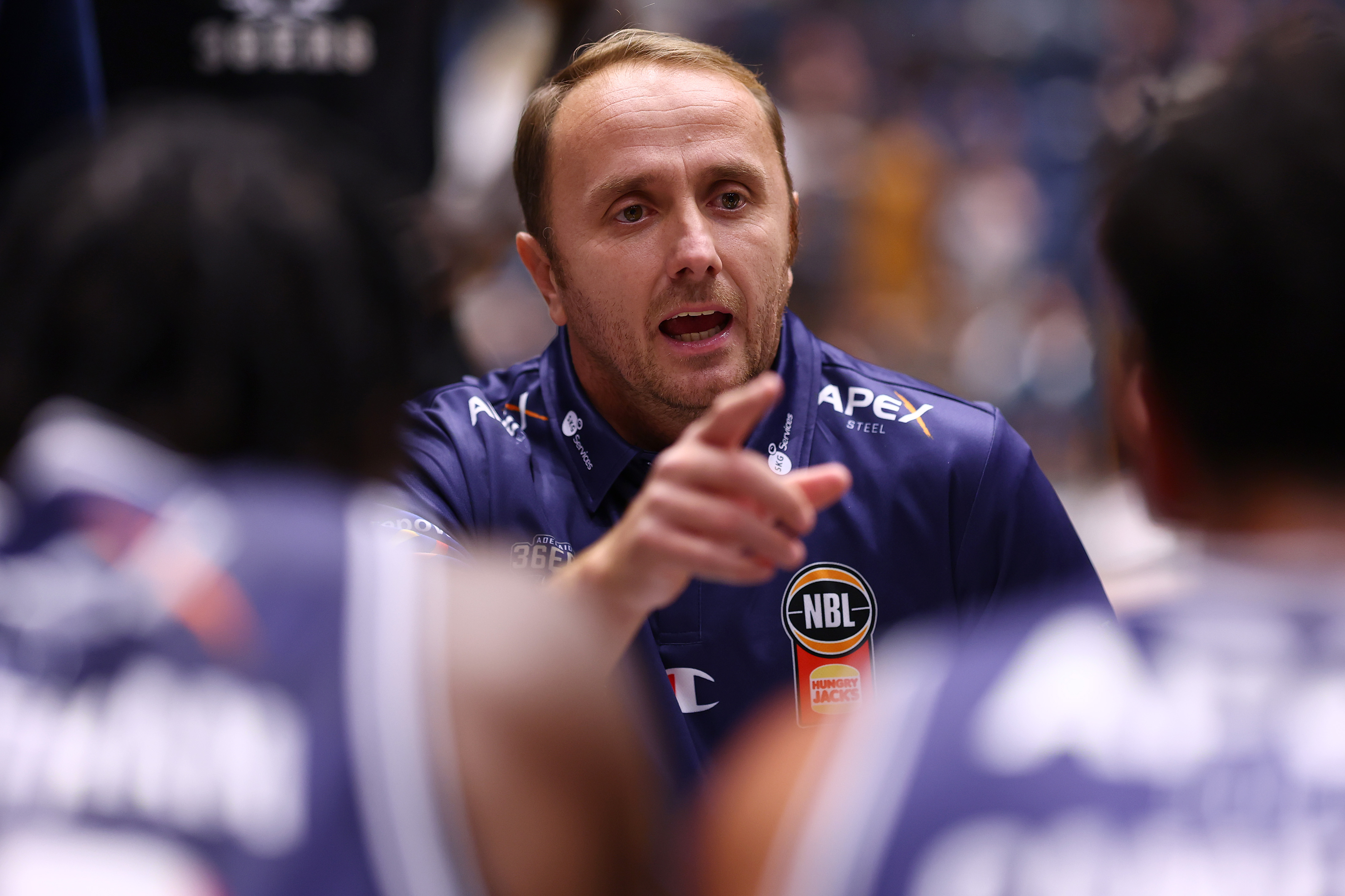 Marinovic to coach Sixers in Tassie