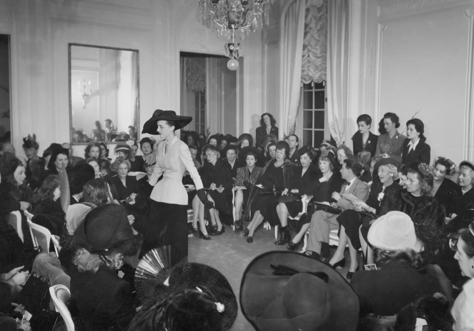 Dior's New Look Collection was unveiled on February 12, 1947 at Dior's salons at 30, Avenue Montaigne in Paris Dior's New Look Collection was unveiled on February 12, 1947 at Dior's salons at 30, Avenue Montaigne in Paris